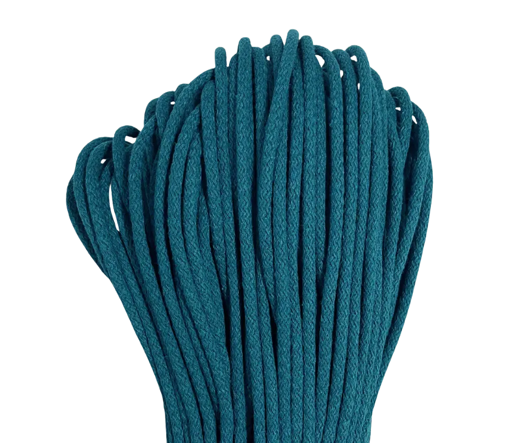 [SC-008] NAAIKOORD - PÉTROLE